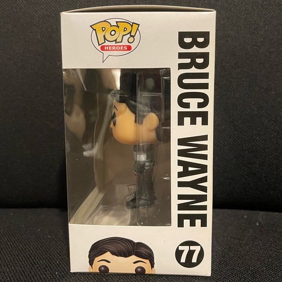 Bruce Wayne Funko Pop! - Picture 3 of 4